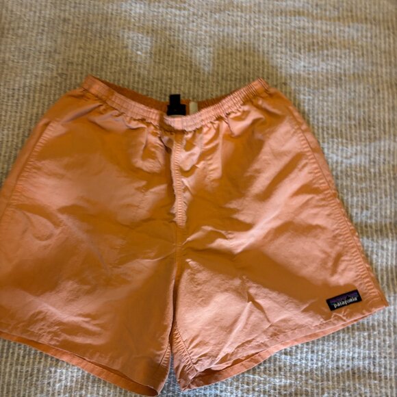 Patagonia Men's Baggies Shorts 5" Inseam in Light Orange size Small - Picture 4 of 4